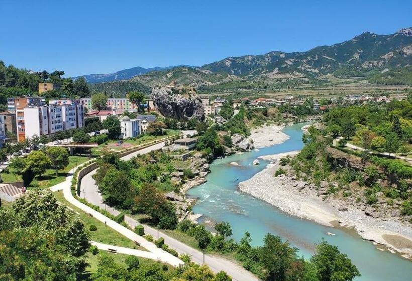 غرفة قياسية, Alvero