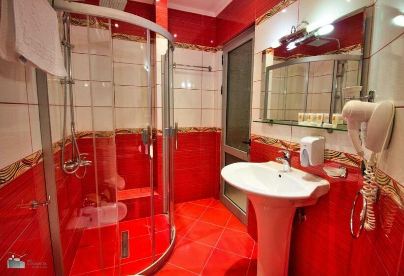 غرفة قياسية, Alvero