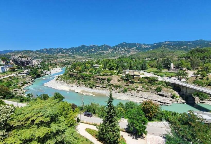 غرفة قياسية, Alvero