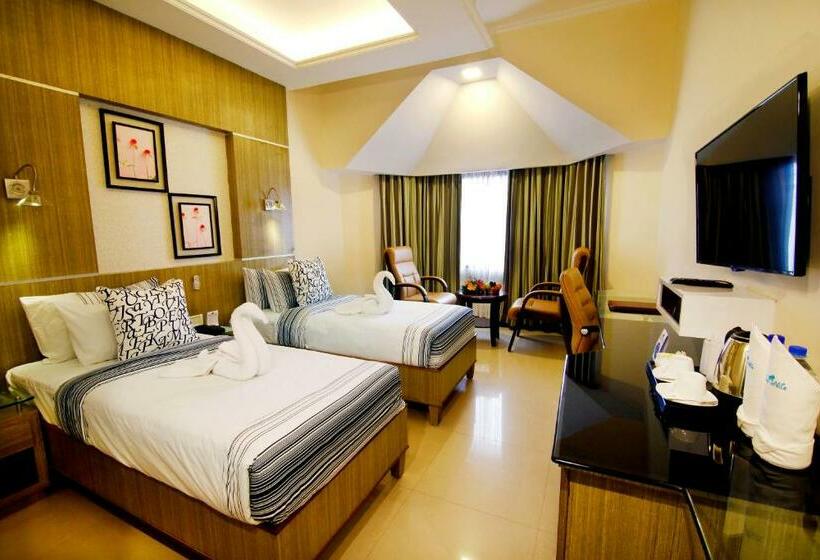 デラックスルーム, Blue Nile