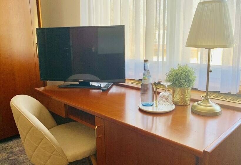 Номер Стандарт Индивидуальный, Park