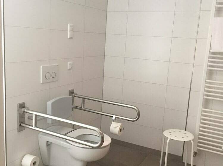 适合残疾人使用的标准间, Schlafgut Domhof Erleben