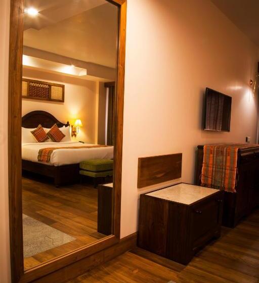 Quarto superior, The Guwahati Address By Centre Point