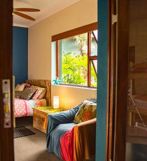 اتاق خانوادگی, African Ubuntu Backpackers