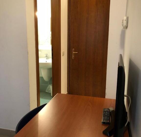 스탠다드 싱글 룸, Domus Clugiae