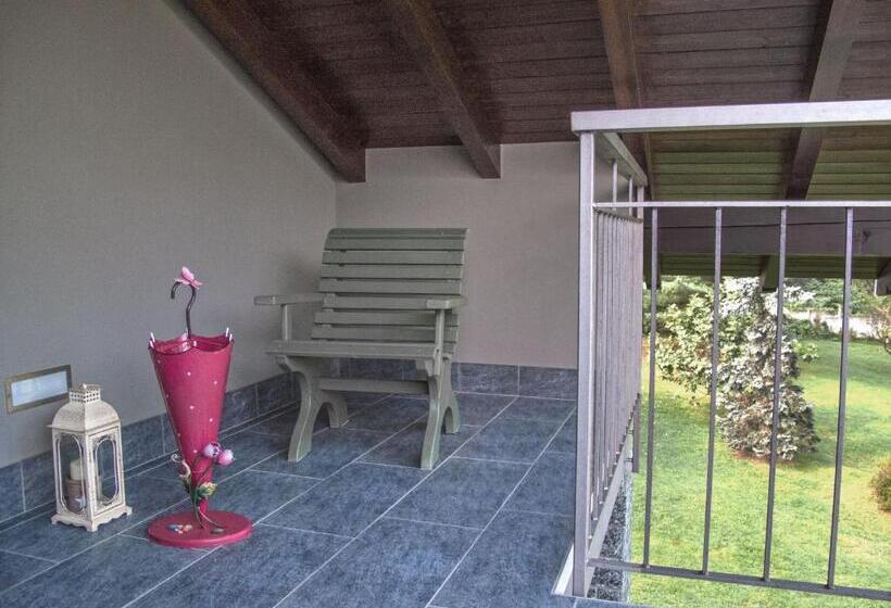 إستوديو قياسى مطلّ علي الحديقة, B&b Il Rovere