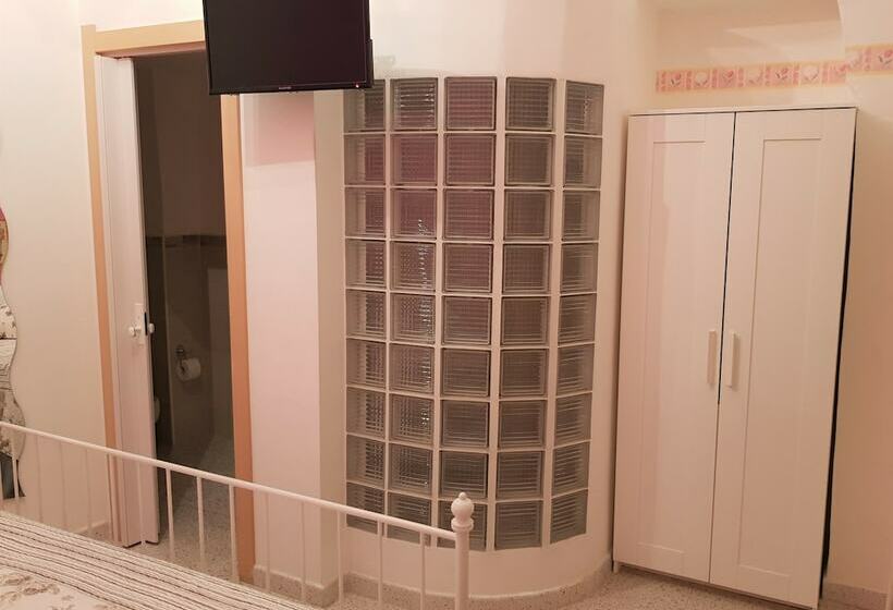 标准间, B&b Gli Oleandri