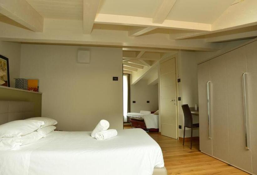 חדר סטנדרט לארבעה, Locanda Blum In