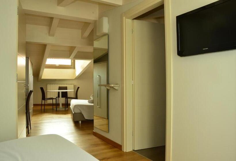 חדר סטנדרט לארבעה, Locanda Blum In