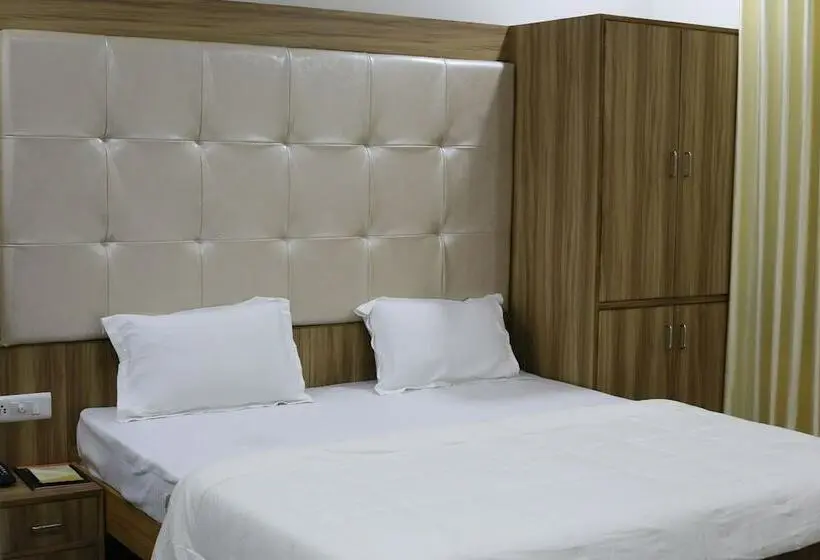 اتاق لوکس, Midtown Grand