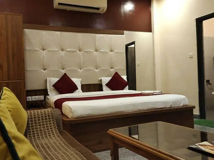اتاق لوکس, Midtown Grand