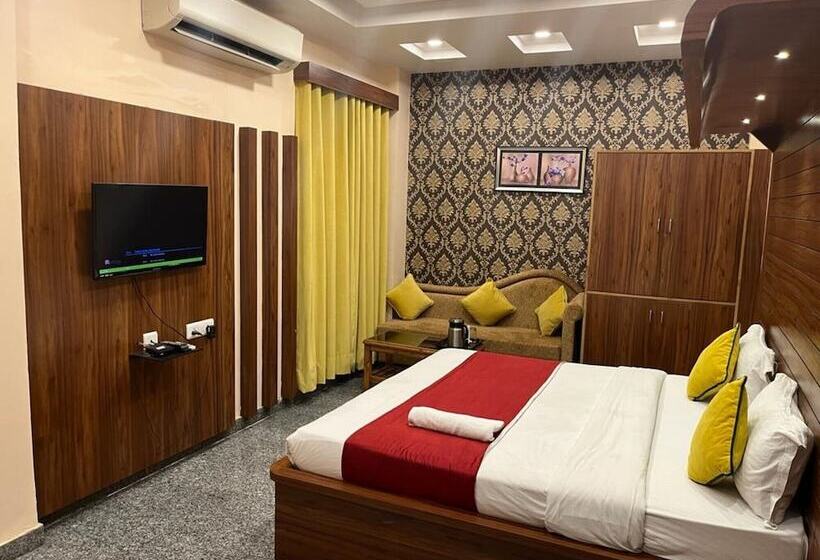 اتاق لوکس, Midtown Grand