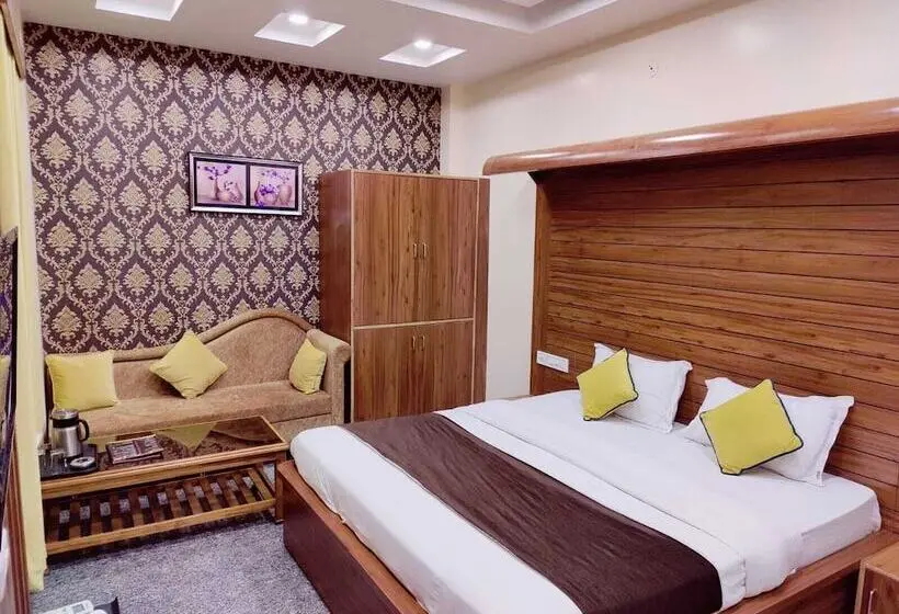 اتاق لوکس, Midtown Grand