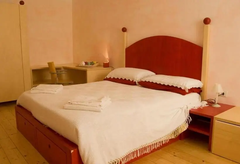 اتاق استاندارد چهار تخته, La Tata B&b
