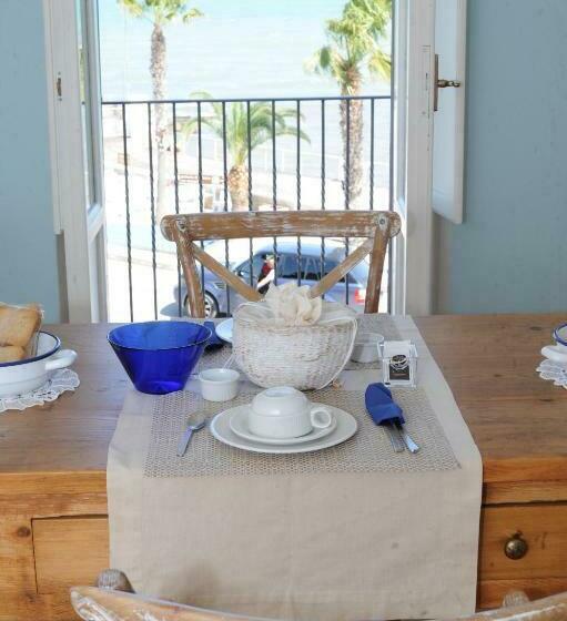 חדר דלוקס עם מרפסת נוף לים, Maremaris B&b