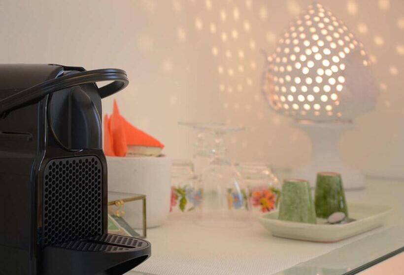 חדר סטנדרט לארבעה נוף לים, Maremaris B&b