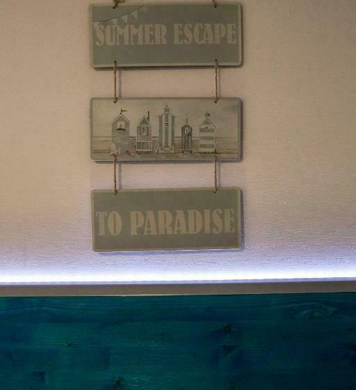 اتاق اکونومی با حمام مشترک, Miky M House B&b