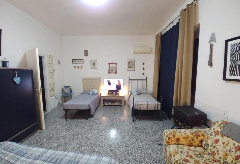 اتاق استاندارد چهار تخته, Miky M House B&b