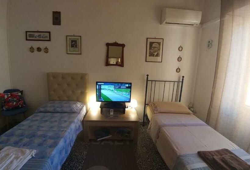 اتاق استاندارد چهار تخته, Miky M House B&b