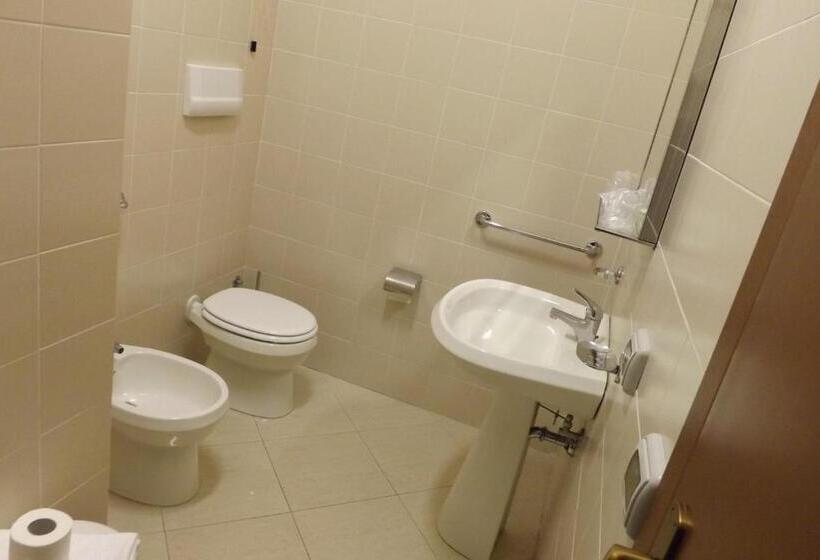 اتاق استاندارد, Ostello Il Volto