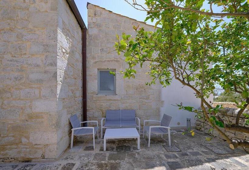 标准工作室, Petrantica Resort