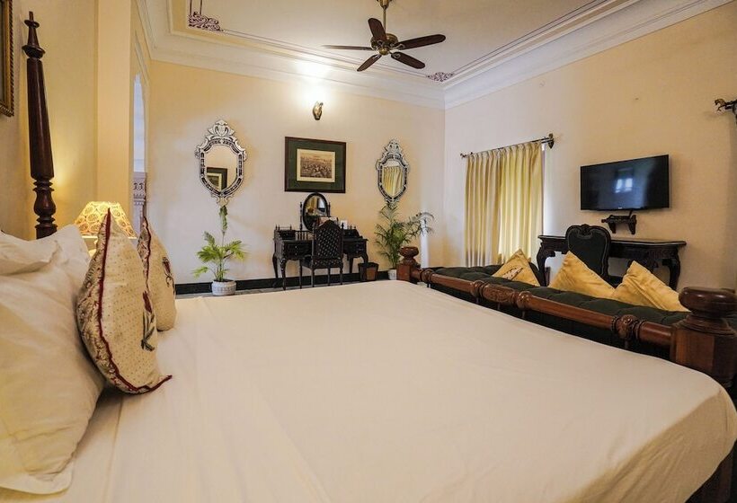 エクゼクティブスイート, Khas Bagh