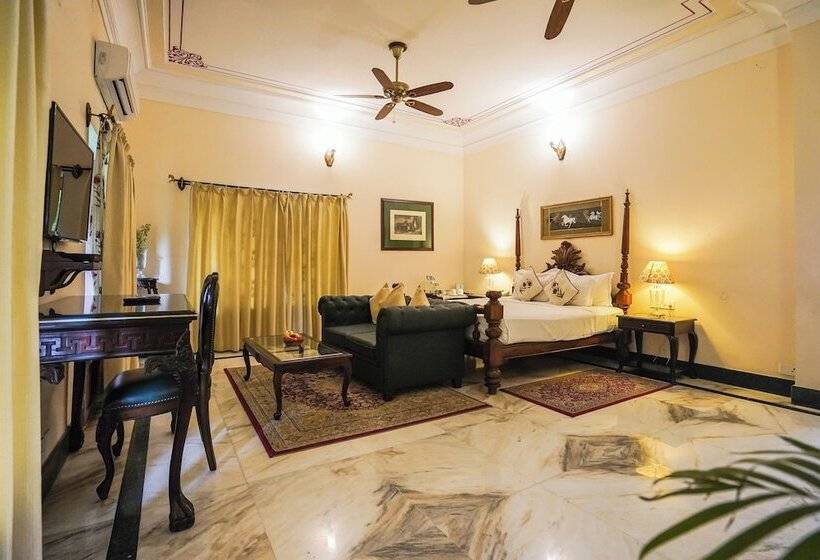 エクゼクティブスイート, Khas Bagh