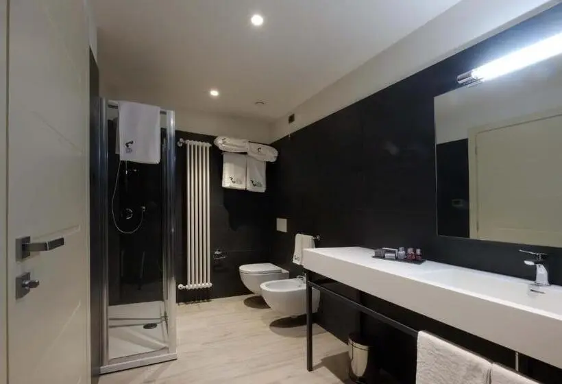 Superior Yhden Hengen Huone, Spa Roero Relax Resort