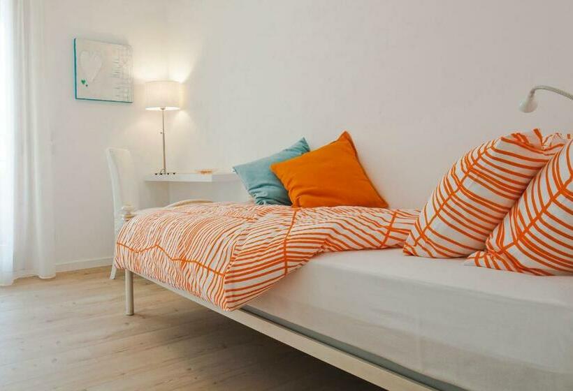 غرفة قياسية فردية, Artemide Relais