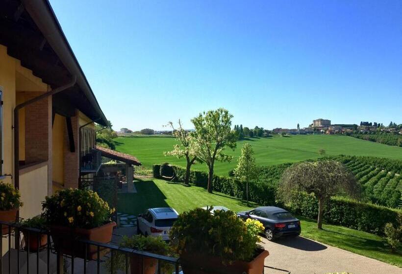 Номер Стандарт с Гидромассажем, Cascina Cortine