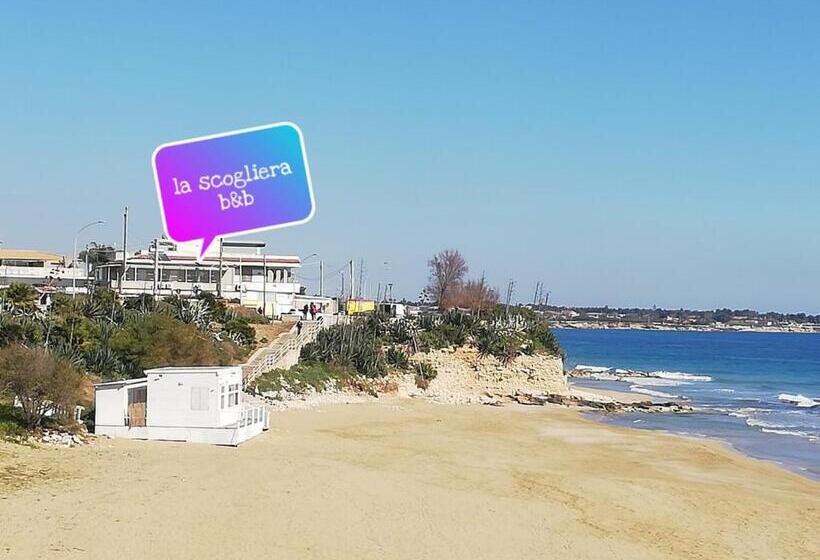 Apartamento 1 Dormitório Vista Mar, La Scogliera