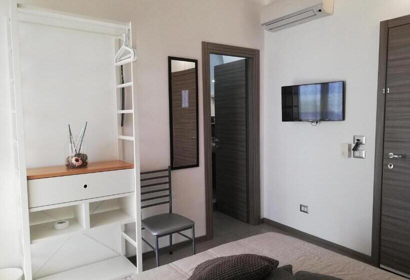 Quarto Estandar Cama King, La Scogliera
