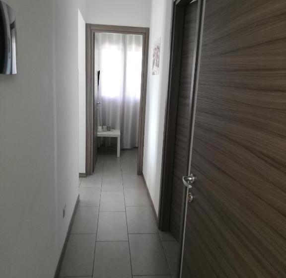 Apartamento 1 Dormitório Vista Mar, La Scogliera