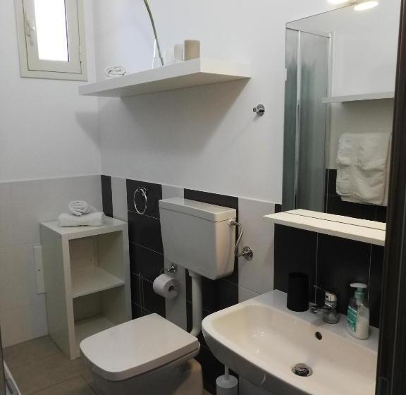 Apartamento 1 Dormitório Vista Mar, La Scogliera