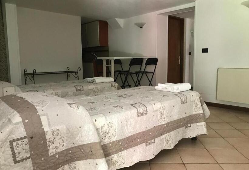 四人标准间, Rosarancio