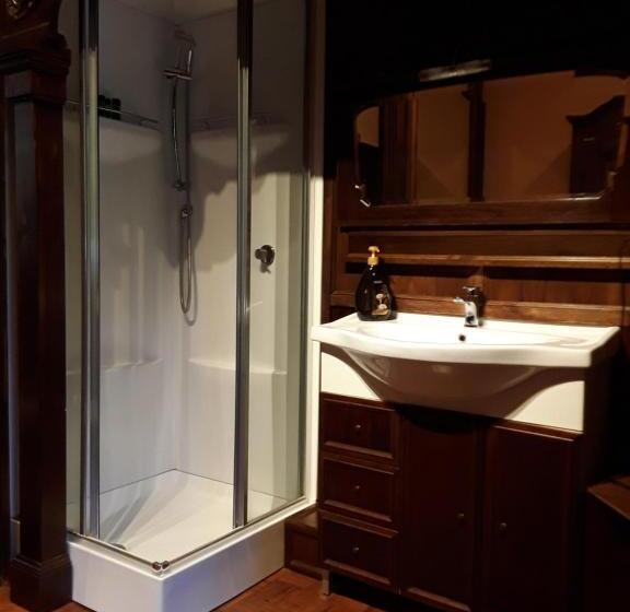 标准间, Villa Puccini