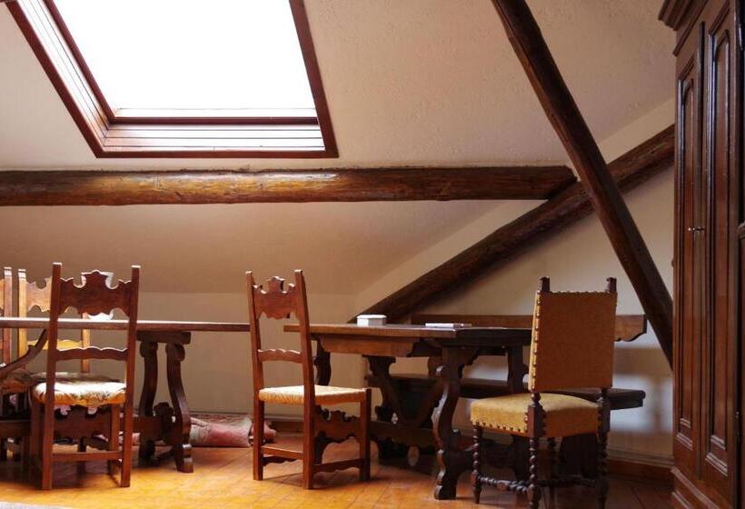 家庭间, Villa Puccini