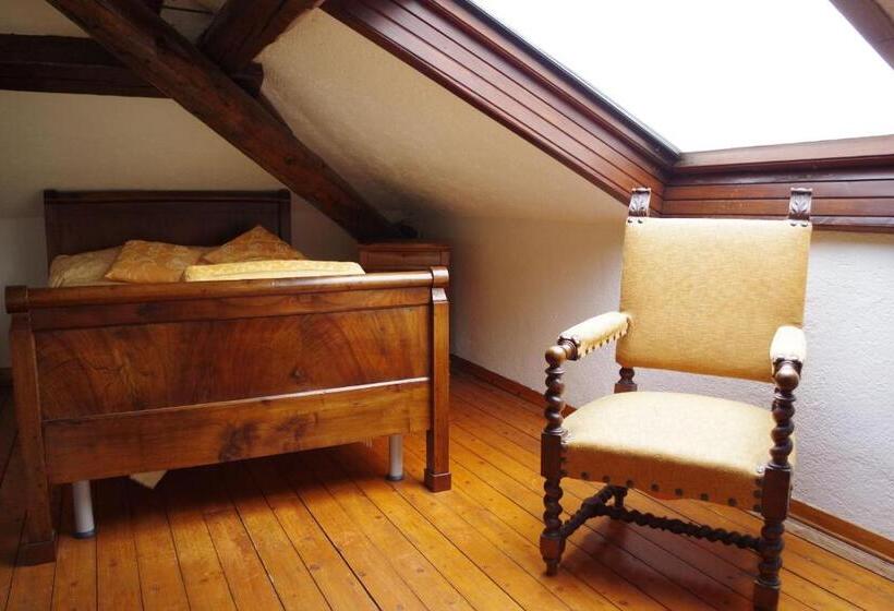 家庭间, Villa Puccini