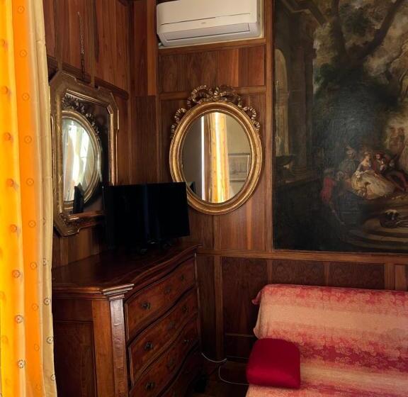 キングサイズベッドのスタンダードルーム, Villa Puccini