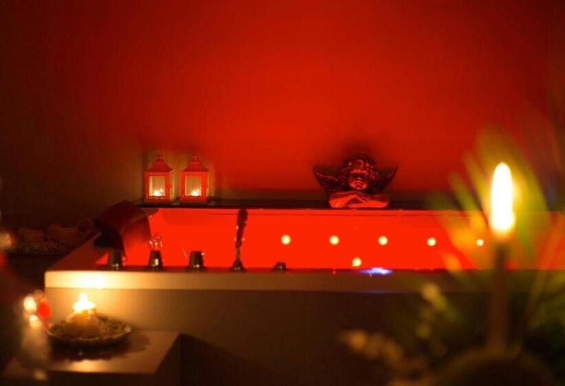 Deluxe Rum med Jacuzzi, Corte Rossetti Le Dimore Luxury B&b