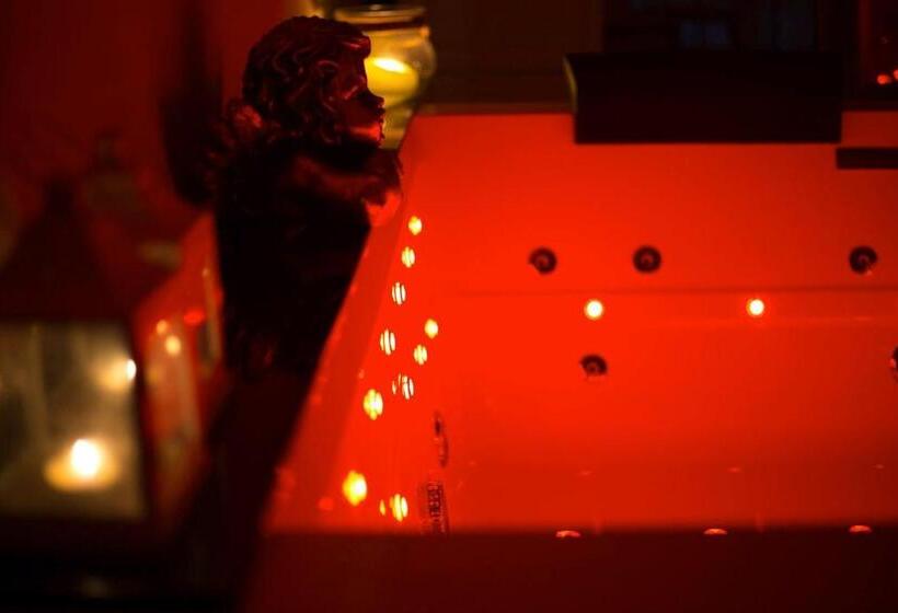 Deluxe Rum med Jacuzzi, Corte Rossetti Le Dimore Luxury B&b