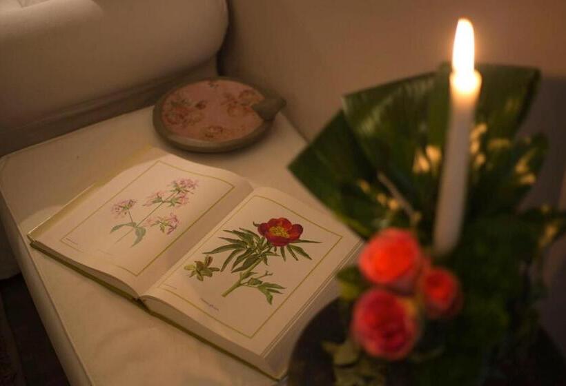 Standardrum, Corte Rossetti Le Dimore Luxury B&b