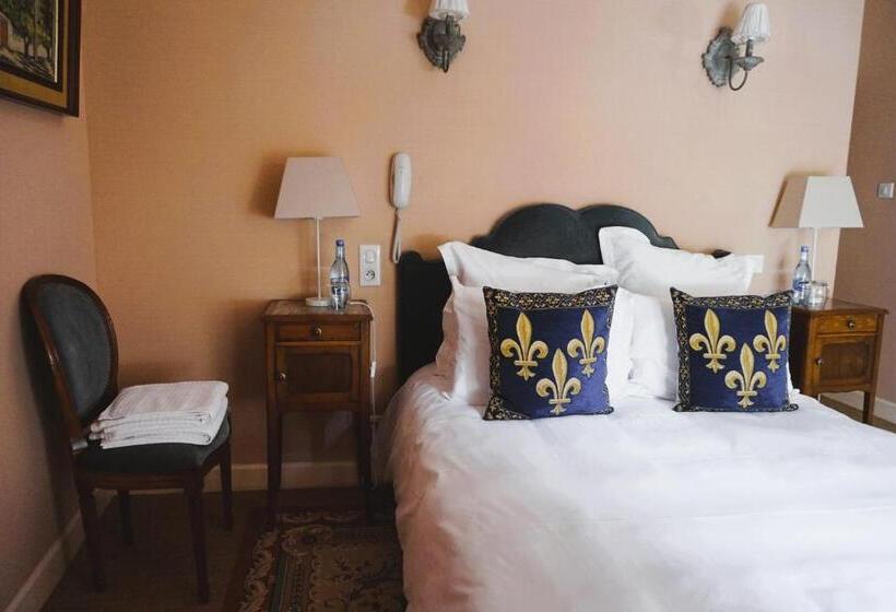 غرفة قياسية, Hôtel Restaurant Le Manoir De Montesquiou