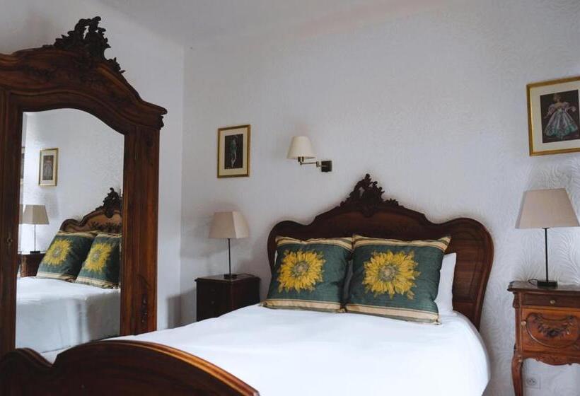 标准间, Hôtel Restaurant Le Manoir De Montesquiou