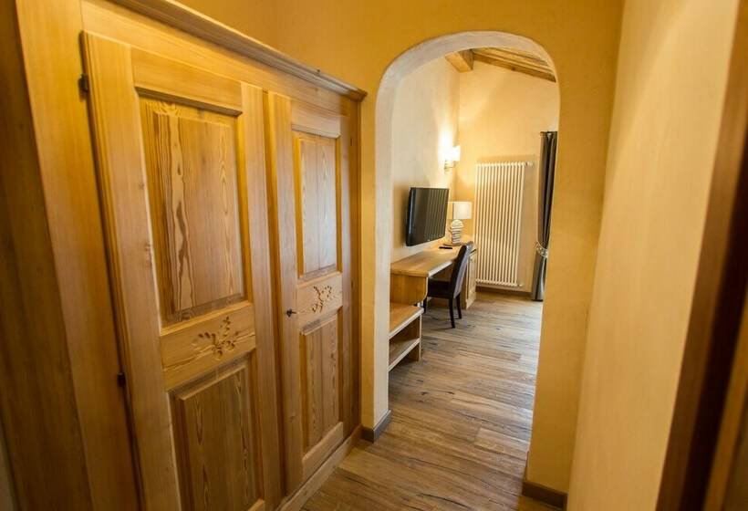 اتاق استاندارد با بالکن, Les Montagnards