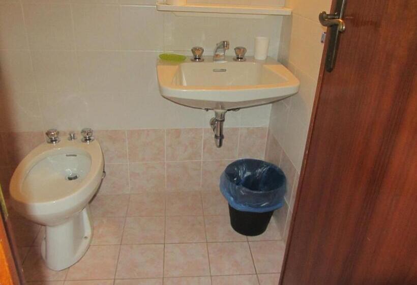 スタンダードシングルルーム, Mirafiori