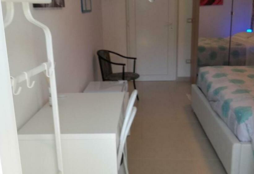 Номер Стандарт, Le Tre Rose Bed & Breakfast