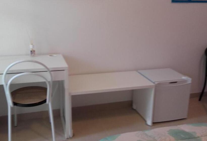 Номер Стандарт, Le Tre Rose Bed & Breakfast