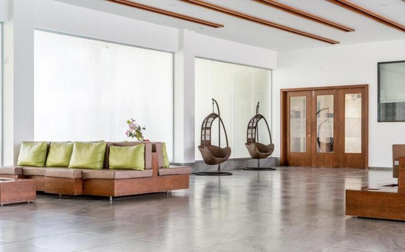 חדר דלוקס לשלושה, Pushpak Resort