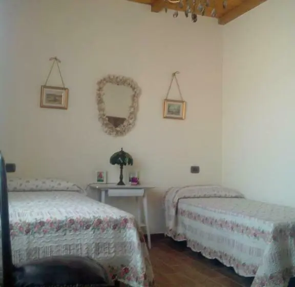 اتاق استاندارد با سرویس بهداشتی مشترک, B&b Cm Ranch